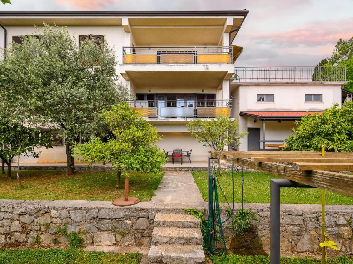 Apartments Vilma 로브란 외부 사진