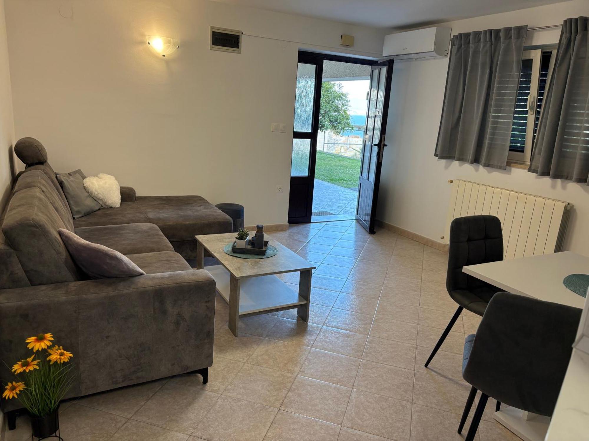 Apartments Vilma 로브란 외부 사진